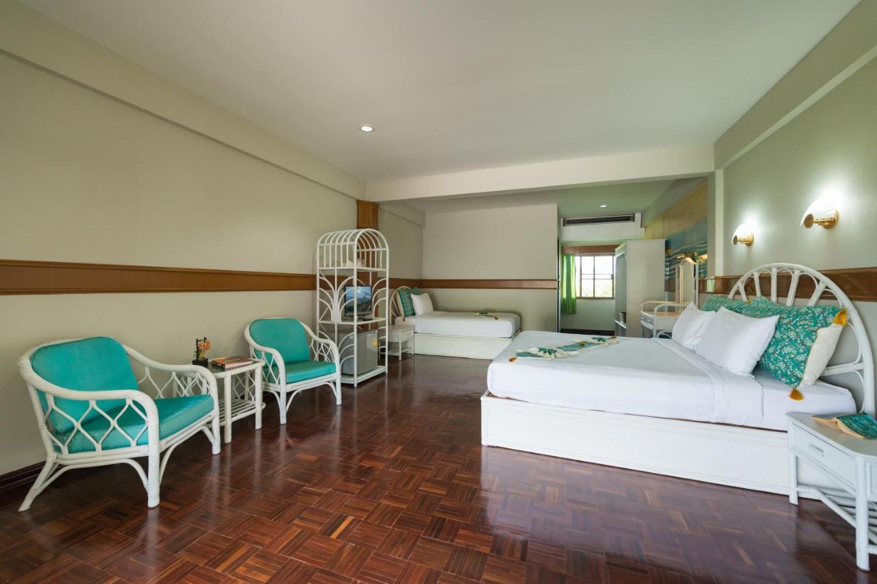 Pen Villa Hotel, Surin Beach - Sha Extra Plus Εξωτερικό φωτογραφία